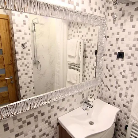 Loft Center *